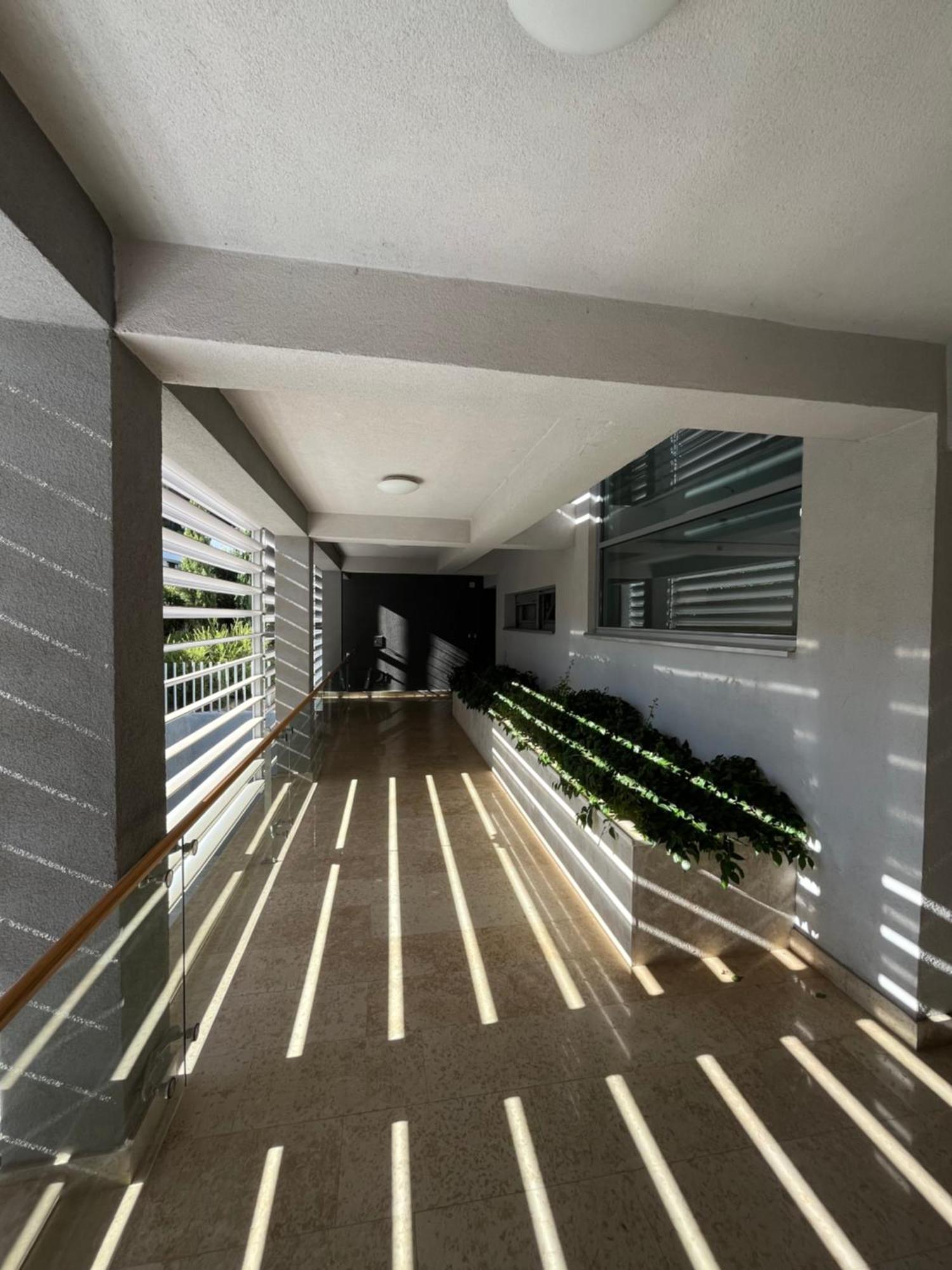 Alessia Apartments-top Location And Garage Parking Apartment *