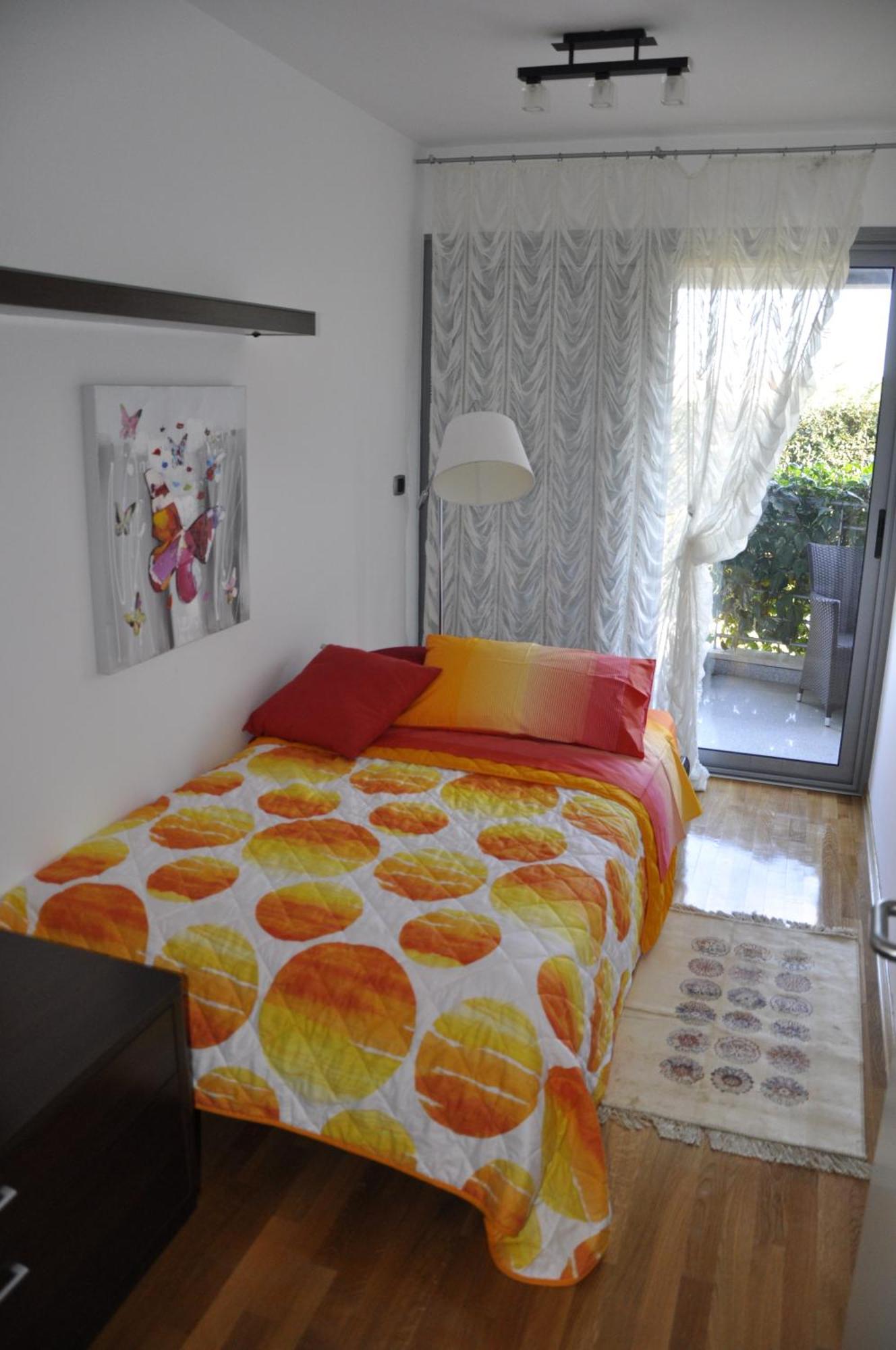 Apartment Alessia Apartments-top Location And Garage Parking