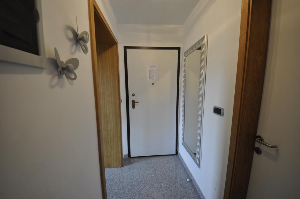 Alessia Apartments-top Location And Garage Parking Apartment