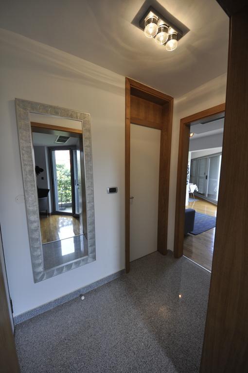 Alessia Apartments-top Location And Garage Parking Apartment *