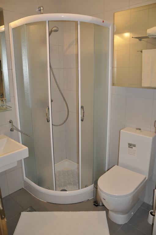Alessia Apartments-top Location And Garage Parking Rovinj